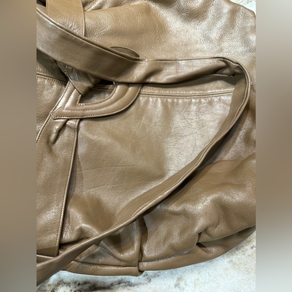 Morris Moskowitz Leather Shoulder Bag - Picture 12 of 15